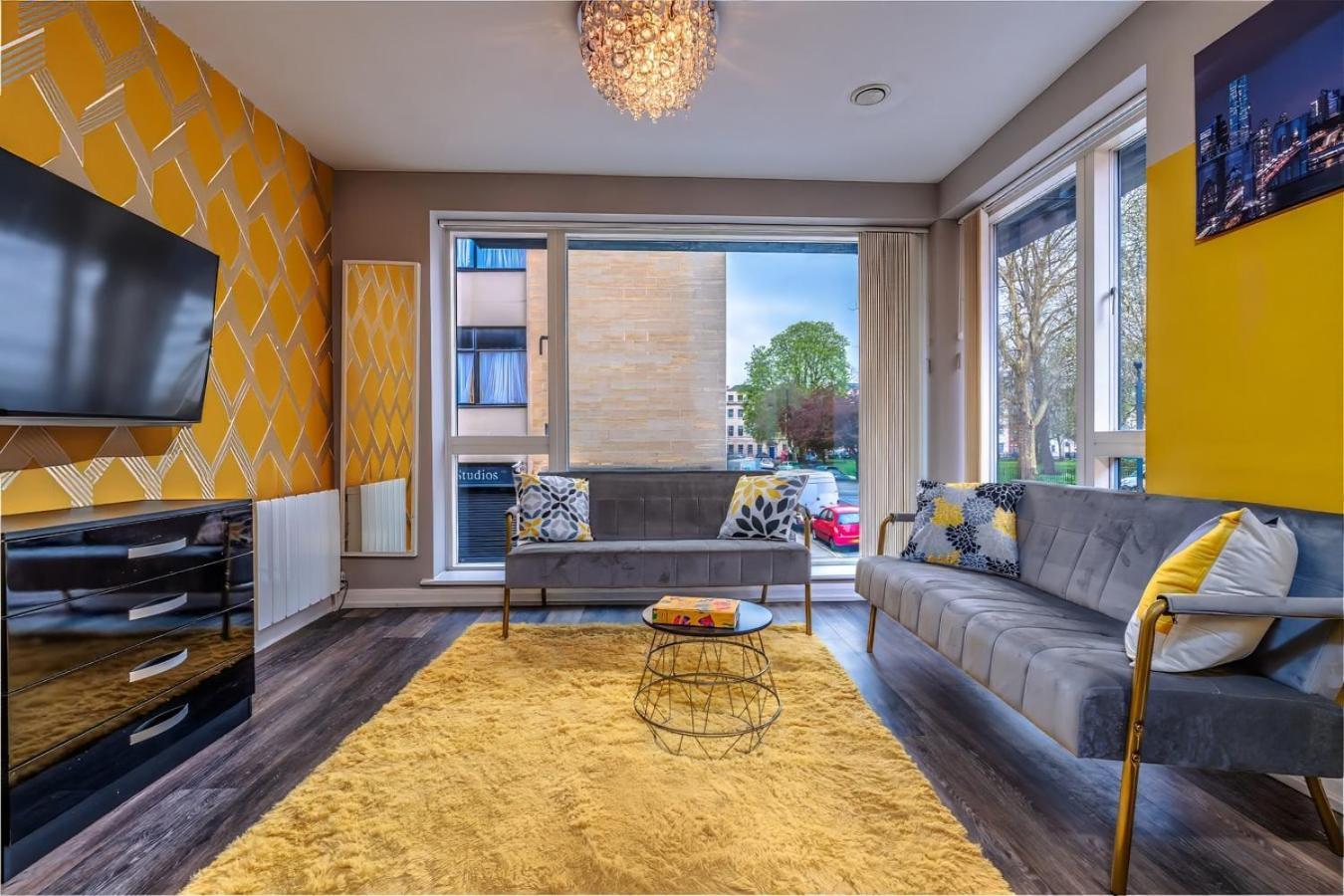 Iconic Garden Apt, Steps From City Centre & Cafes Bristol Exterior foto